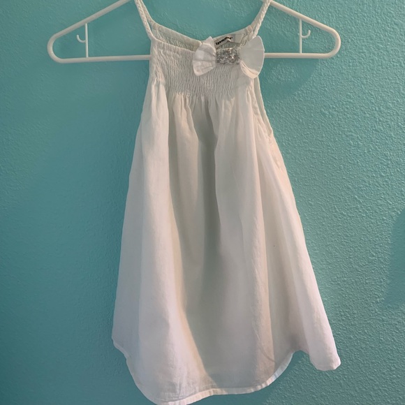 Pretty White Tank Top with Sequin Bow - Picture 1 of 1